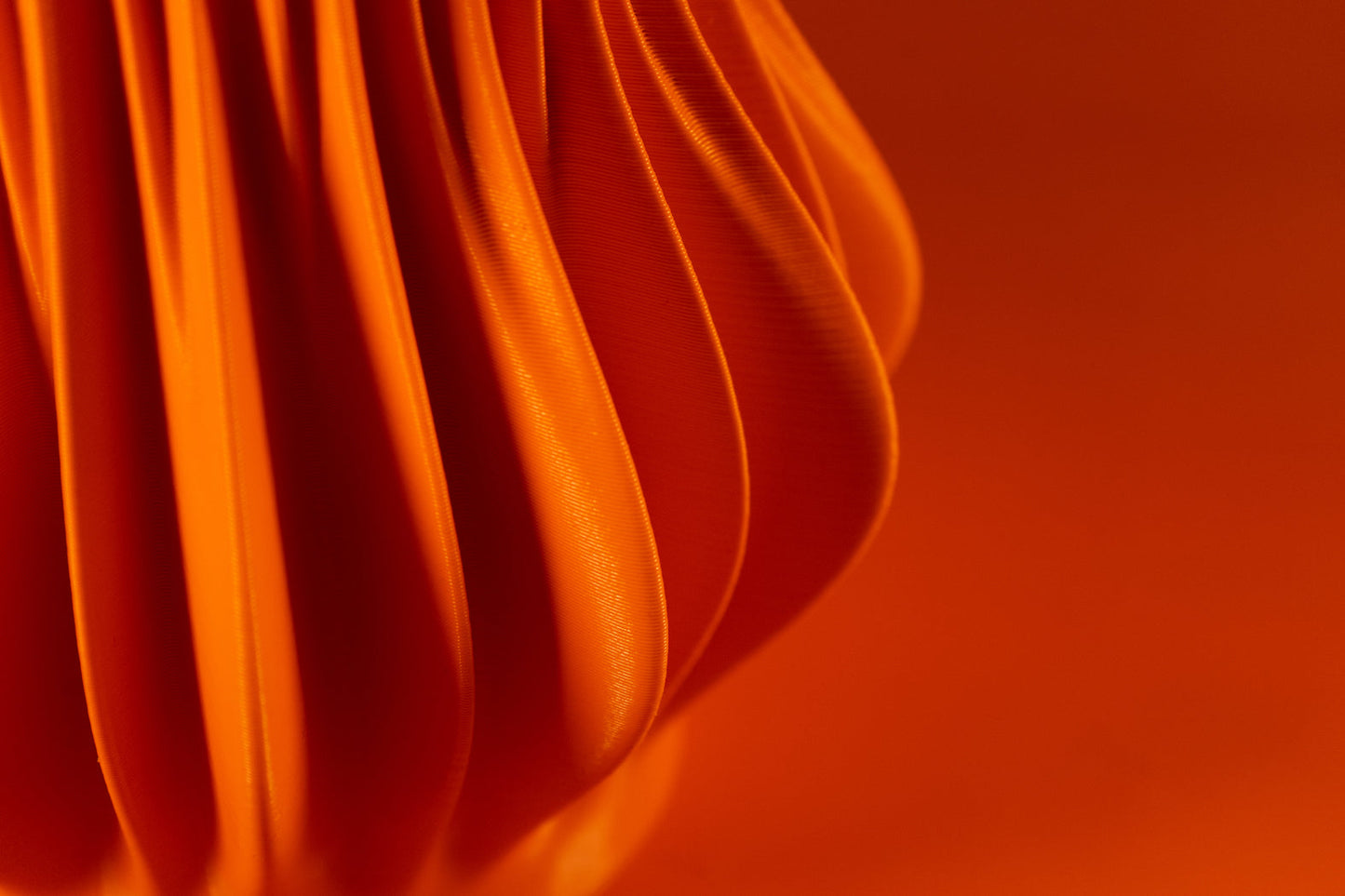 LAMELLA VASE • ORANGE