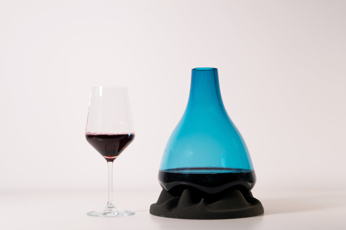 Flora Decanter • Lake Edition • Turquoise • Ash