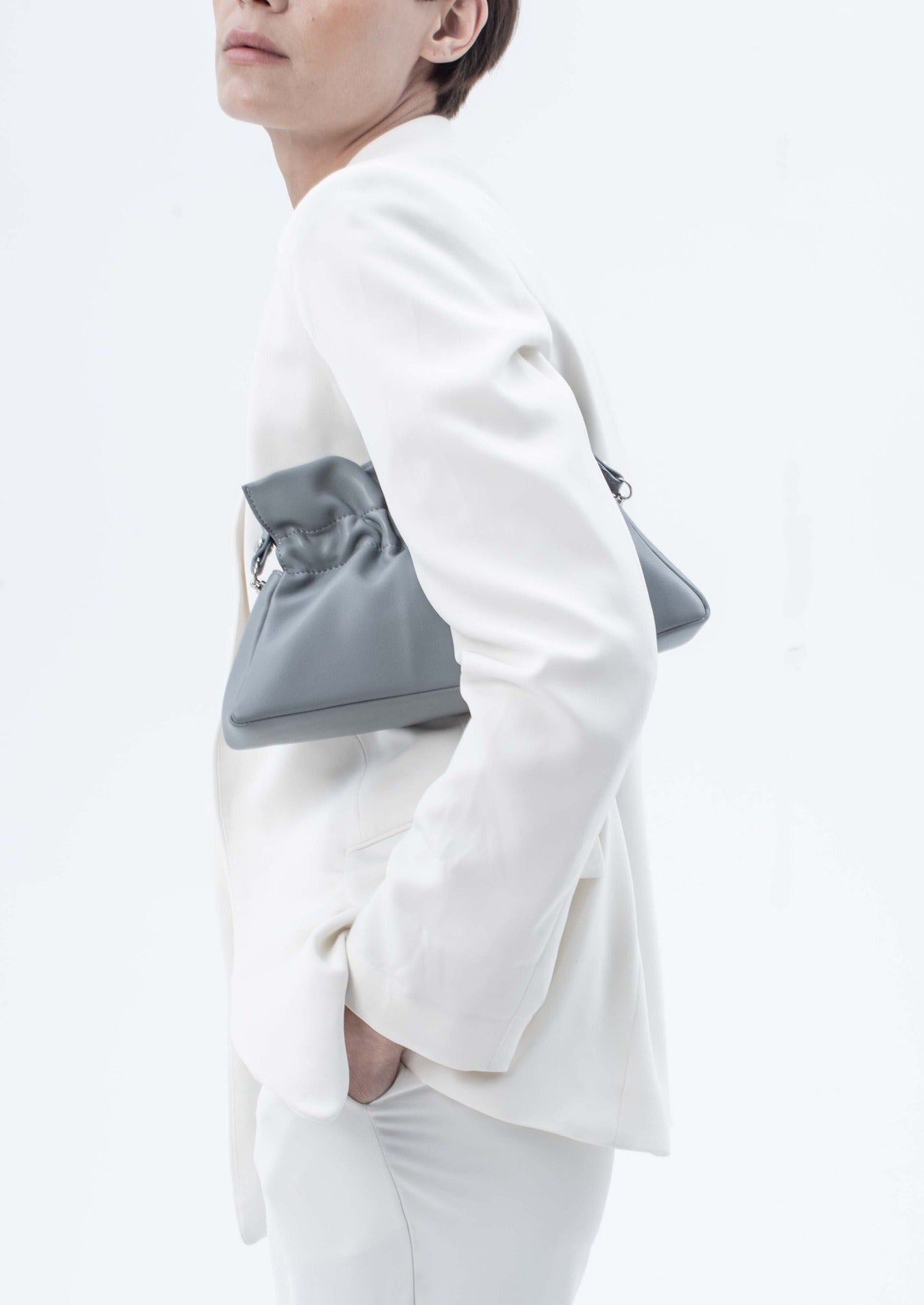 Mila Bag in Smooth Leather, Haze Blue